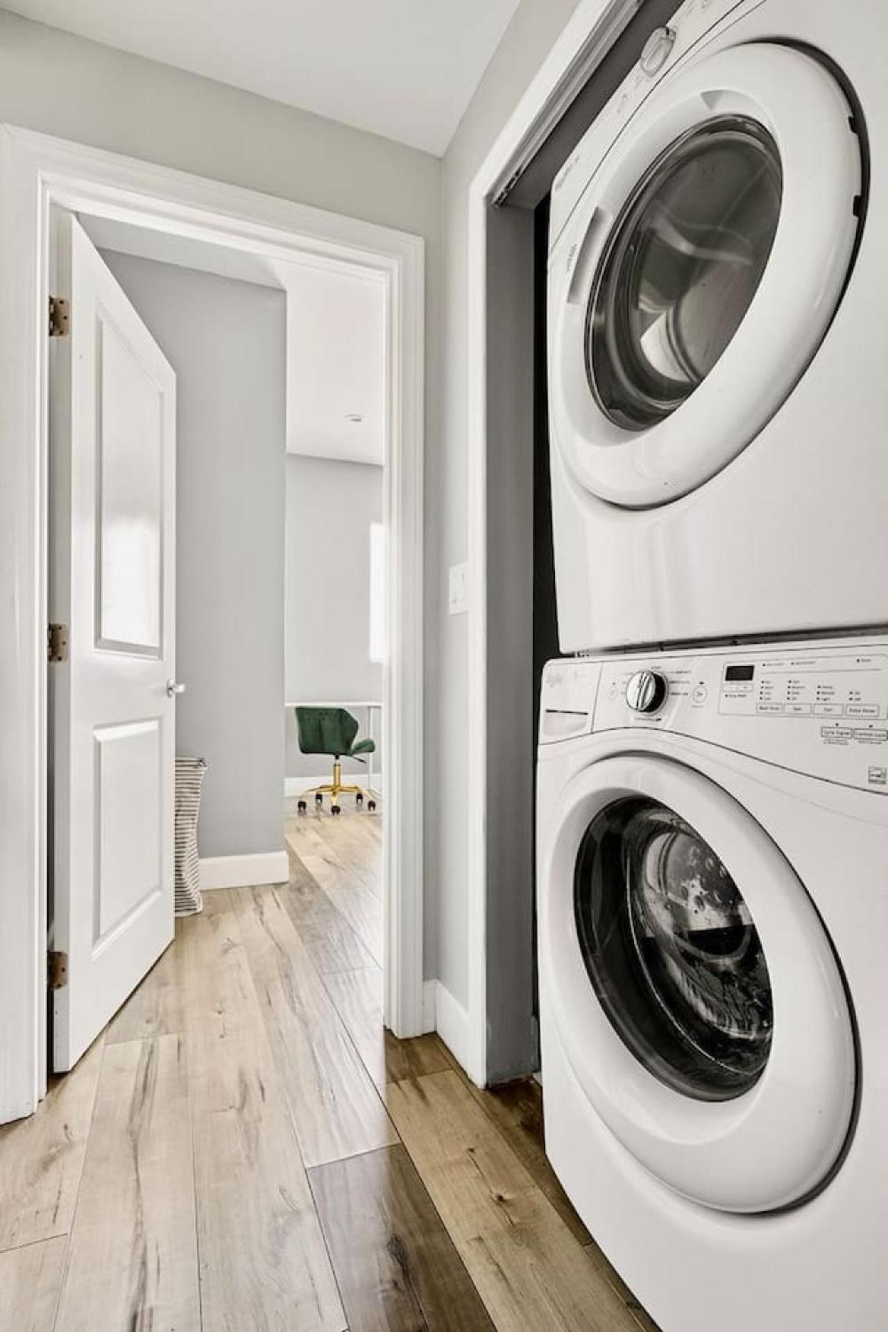 Fun Midcity New Sleeps 10 Near Usc Dtla Expo Holiday home *